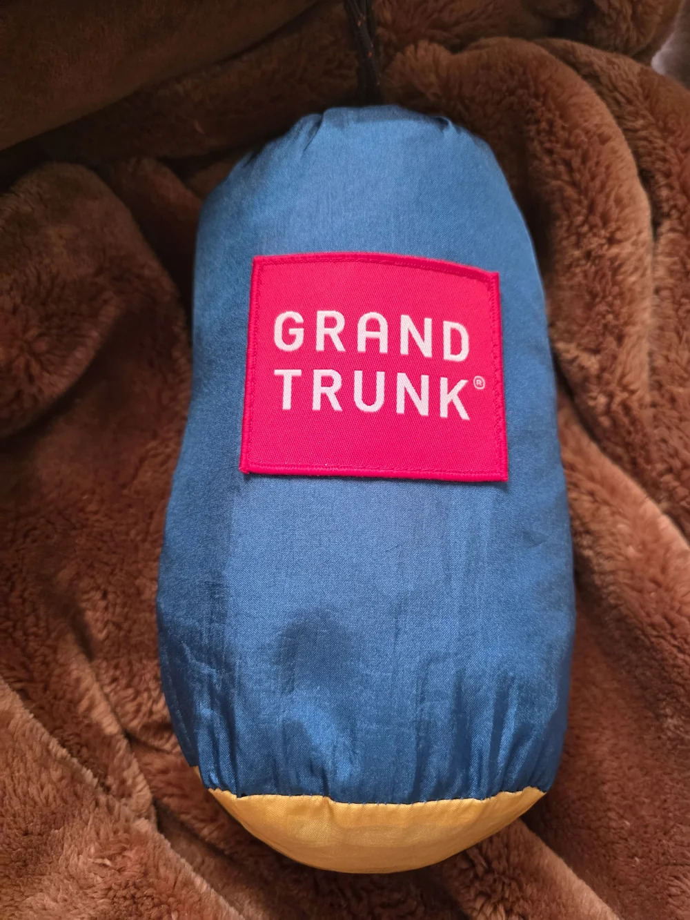 Blue & Yellow Travel Sandless Blanket